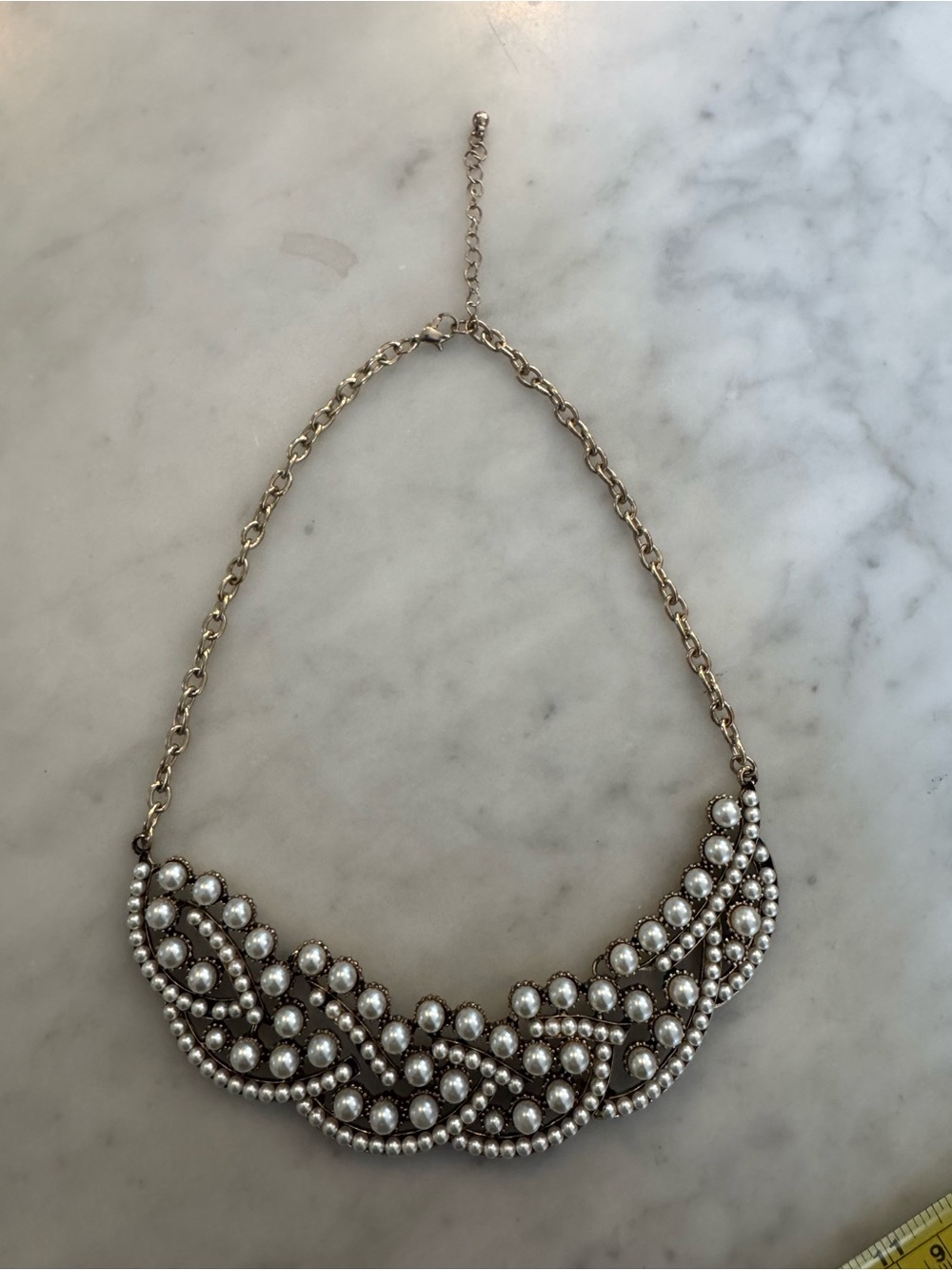 Elegant Pearl Cluster Statement Necklace - Silver Tone